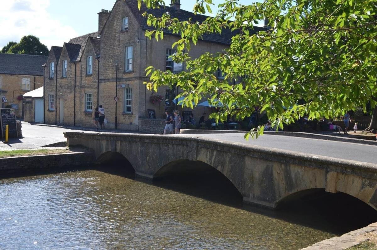 Clover Crest - 2-Bedroom House Bourton-on-the-Water Extérieur photo